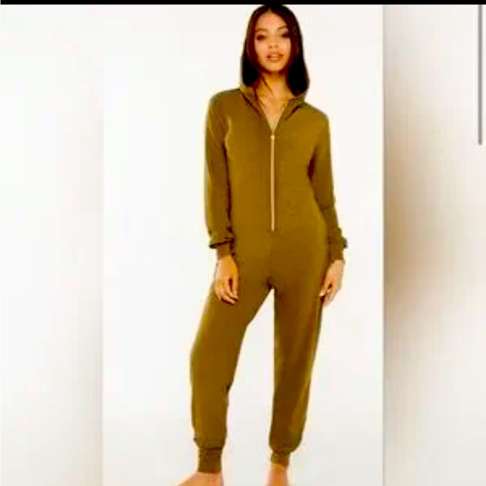 Savage X Fenty Sleep Shine Hooded One Piece NWT Military Olive Green